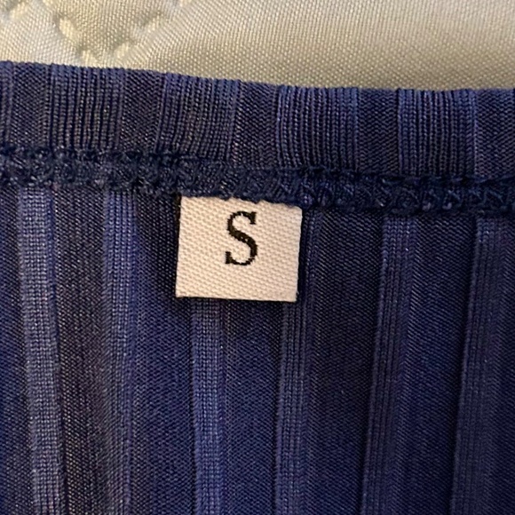 Navy Blue Ribbed Tank Top, NEVER WORN, Size Small - Picture 5 of 7